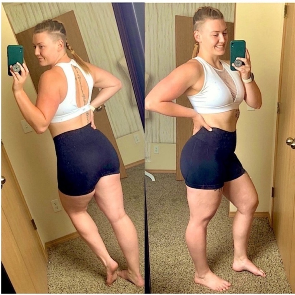 NWOT Black high waisted compact / compression spandex similar to gymshark/pink